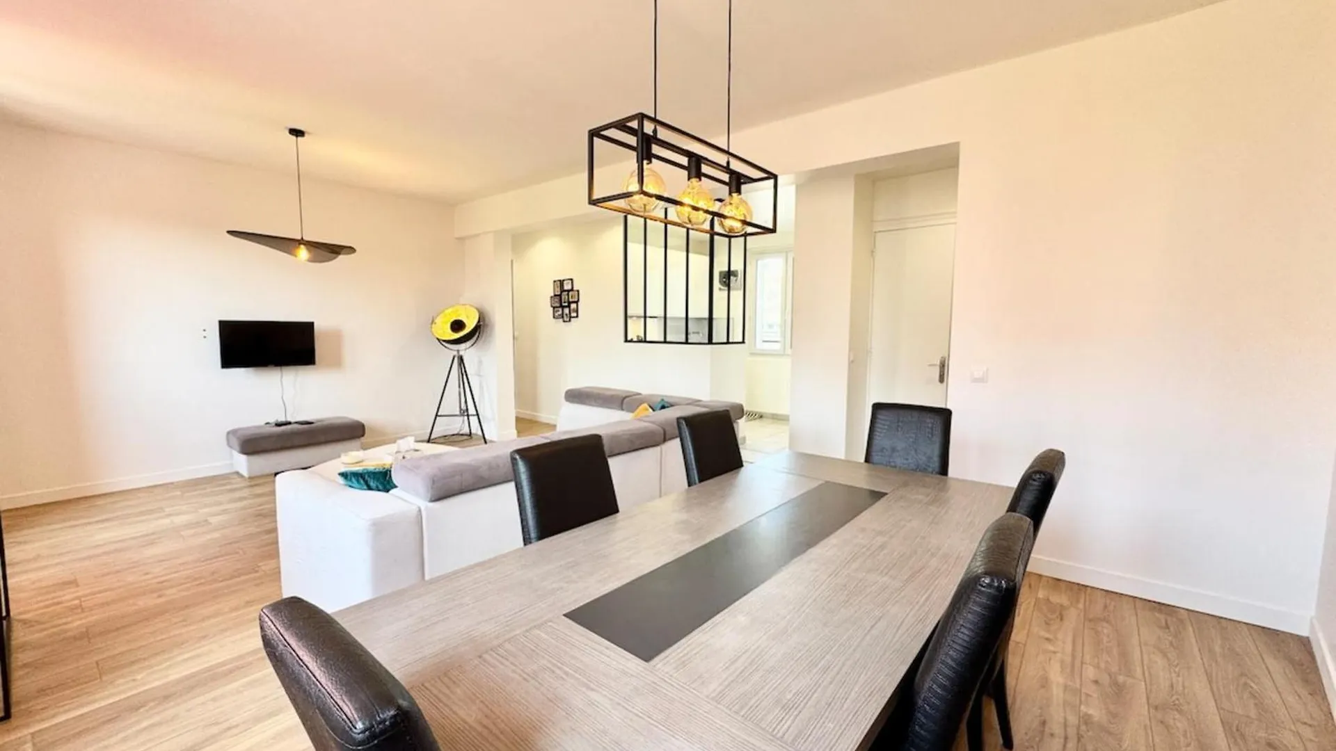 T3 Lumineux En Plein Coeur De Lorient -Tout A Pied Apartman